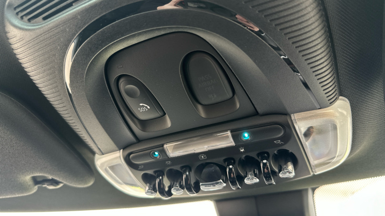 MINI Hatchback 1.5 Cooper Exclusive 5dr Auto Petrol Hatchback